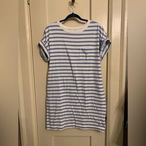 Gap striped t-shirt dress with pocket
